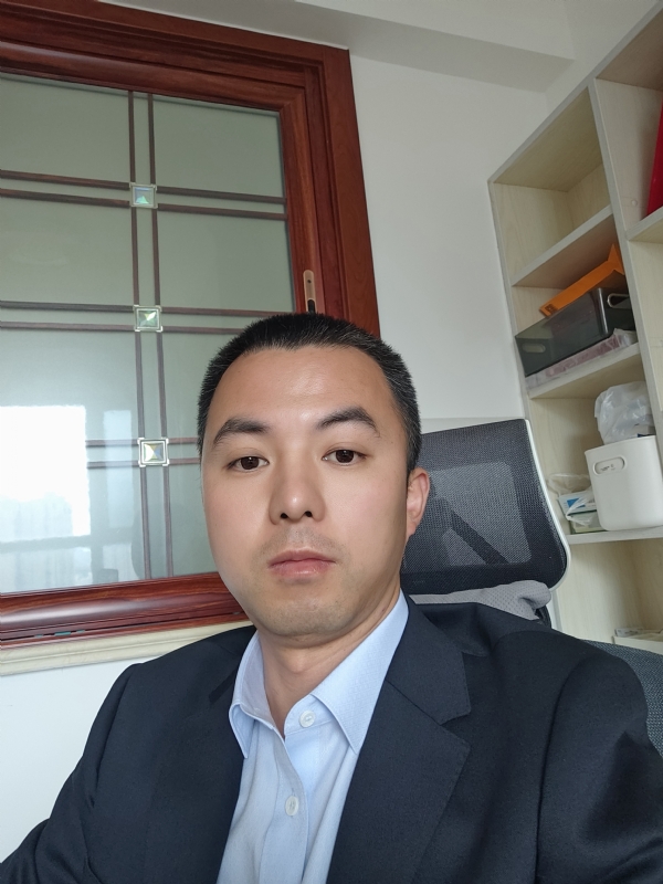枭龙的第二张照片--全国闪婚服务中心